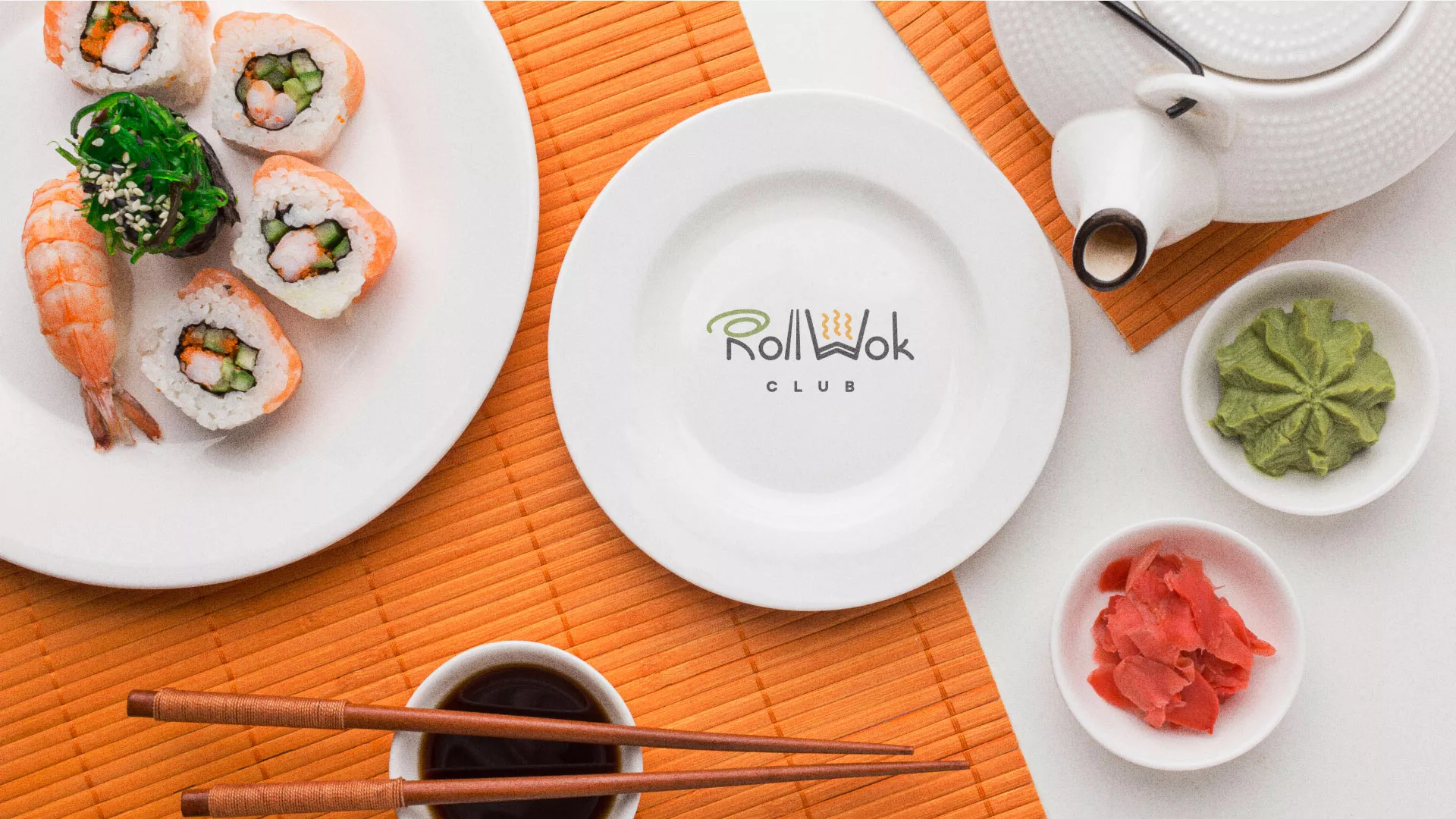 Разработка логотипа и фирменного стиля суши-бара «Roll Wok Club» в Ликино-Дулево